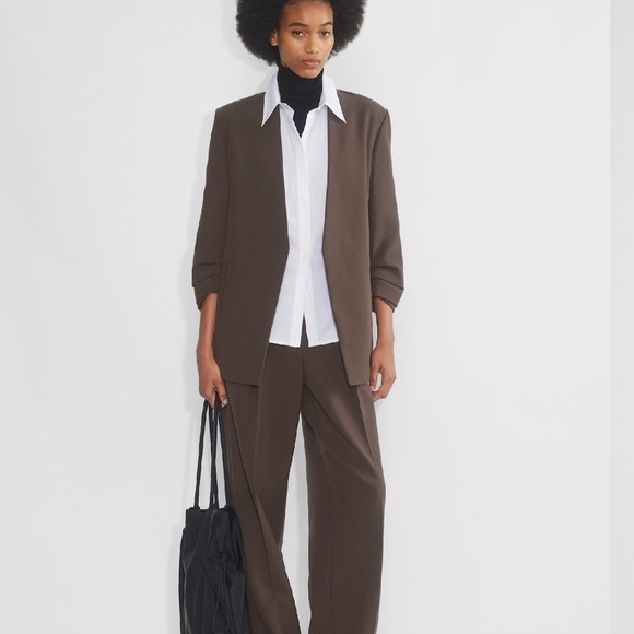 Aritzia Jackets & Blazers - Aritzia Power Blazer NEW